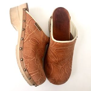 Rare Dansko Floral Embroidery Canvas Slide on Clog
